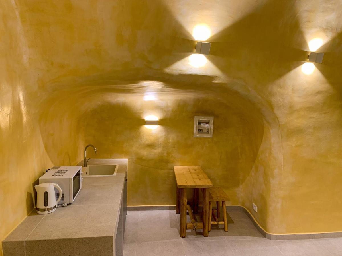 M Residence Santorini Conelia Cave Fira  Exterior foto
